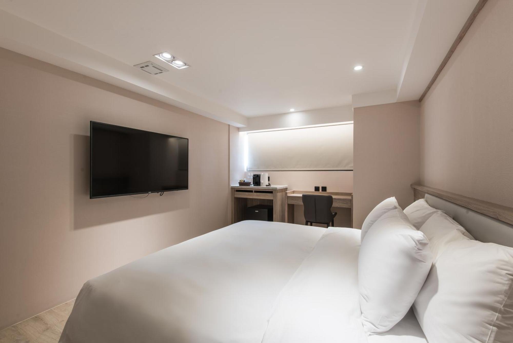 Spring Rhapsody Hotel Taichung Exterior photo