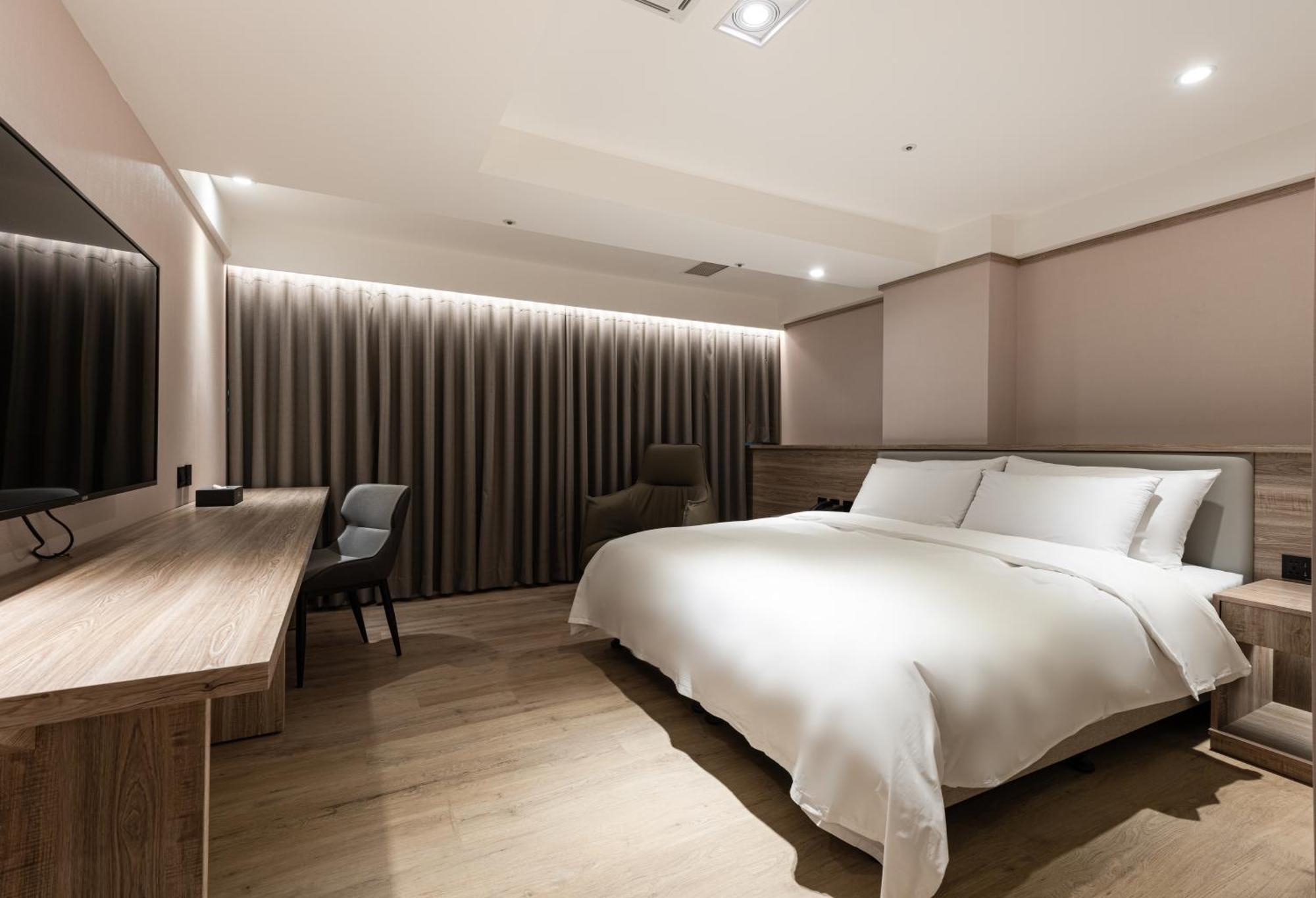 Spring Rhapsody Hotel Taichung Exterior photo