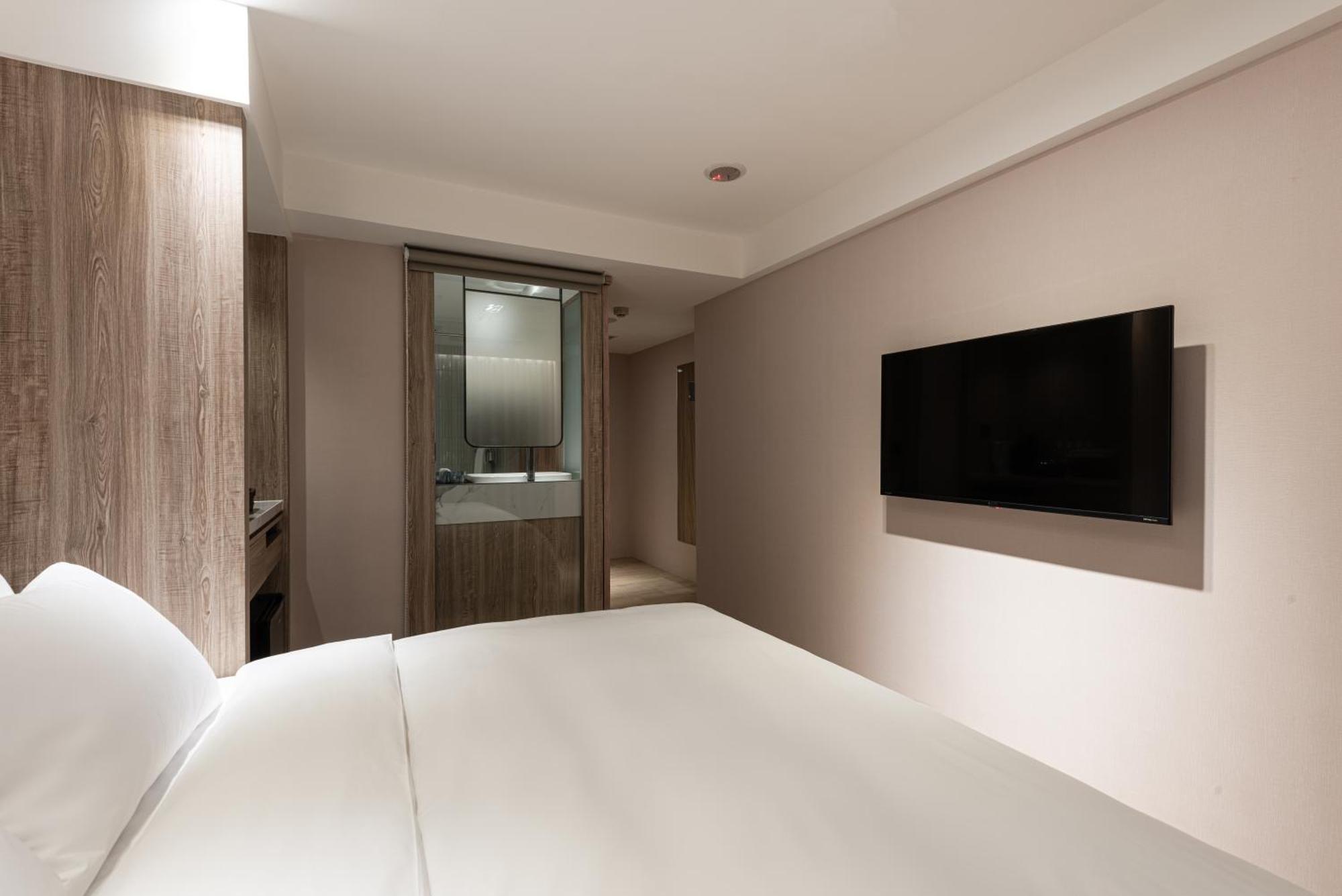 Spring Rhapsody Hotel Taichung Exterior photo